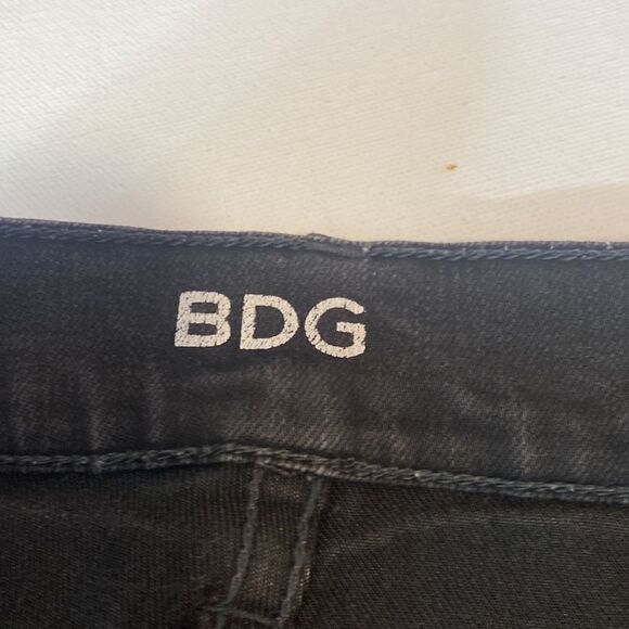 BDG Black Super High Rise Twig Ankle Jeans - Picture 3 of 6